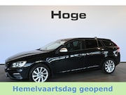 Volvo V60 - 1.6 D2 Summum Automaat Clima Navigatie Trekhaak Goed Onderho