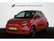 Fiat 500 - La Prima 42 kWh Pano Leder Stoelverwarming JBL Camera Apple