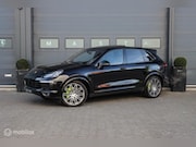 Porsche Cayenne - 3.0 S E-Hybrid|Sport-Chrono|Luchtvering|ACC|BOSE|PANO