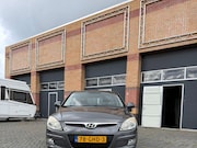 Hyundai i30 - 1.6i Dynamic