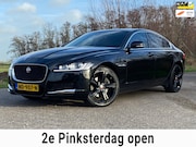Jaguar XF - 2.0 Portfolio Leder-Int NAVI CAMERA 241PK Org-NL Clima Goed
