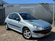 Peugeot 206 - 1.4 Gentry AUT - Airco - APK 05-27