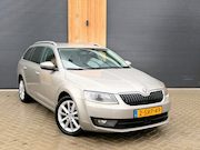 Skoda Octavia - Combi 1.6 TDI Elegance Business DSG|XENON|STOELVERW|NAVI