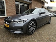 BMW 3-serie - 320d High Executive Edition Automaat / Leder / Head Up / Nav