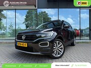 Volkswagen T-Roc - 1.5 TSI Style Business - Automaat - Pano/Schuifdak - Navi - 