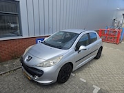 Peugeot 207 - 1.4-16V X-line