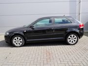 Audi A3 - 1.9 TDI AMBIENTE/ CLIMA / CRUISE CONTROLE / AUDIO