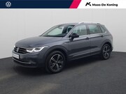 Volkswagen Tiguan - 1.5TSI/150PK Move DSG · Navigatie · Camera + Parkeersensoren