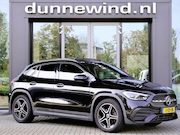 Mercedes-Benz GLA-Klasse - GLA 200 4M AMG LINE *PANO*CARBON*TREKHAAK*MEMORY*SFEER*NIGHT