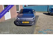 Hyundai i20 - 1.0 T-GDI i-Motion passion ( sportvelgen , stoelverwarming ,