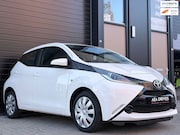 Toyota Aygo - 1.0 VVT-i x Automaat | 99.532 km | Airco | Achteruitrijcamer
