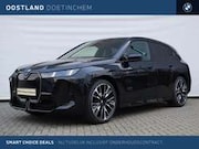 BMW iX - xDrive60 / Panoramadak Sky Lounge / Trekhaak / Bow