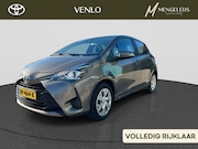 Toyota Yaris - 1.5 VVT-i Active RIJKLAAR | Climate Control | Cruise Control