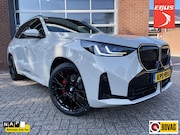 BMW X3 - 30e xDrive M-Sport Pro / Trekhaak / Pano / Stoelventilatie /