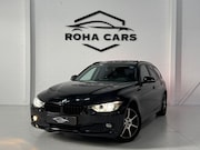 BMW 3-serie - Touring 316i High Executive*Pano*Stoelverwarming*Keyless
