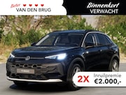 Volkswagen T-Roc - 1.5 eTsi Life First Edition | Trekhaak | Navigatie | Camera