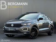 Volkswagen T-Roc - 1.5 TSI Black Edition|Pano|Virtual|Beats| Trekhaak