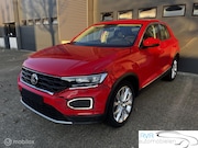 Volkswagen T-Roc - 1.5 TSI Style/CAMERA/NAVI/STOELVERW