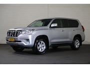 Toyota Land Cruiser - 2.8 D-4D-F Challenger Window Van