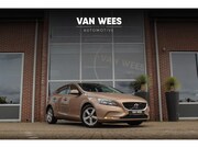 Volvo V40 - 1.6 T3 Momentum | 2e eigenaar | Sportstuur | Stoelverwarming