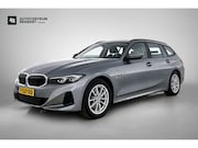 BMW 3-serie - Touring 320e (TREKHAAK WEGKLAPBAAR, MEMORY SEATS, LED, CAMER