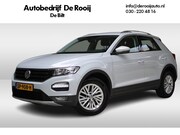 Volkswagen T-Roc - 1.0 TSI Style | Airco | Navigatie | Trekhaak | PDC