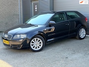 Audi A3 - 1.6 Attraction Automaat