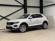 Volkswagen T-Roc - 1.5 TSI Style | virtual-dash | navi | camera | trekhaak | ca