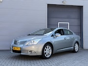 Toyota Avensis - 2.0 VVTi Executive Business I Clima. I Leder I Navi I Trekha