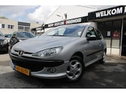Peugeot 206 - 1.4 XS Premium / Airco / Elektrische ramen / Centrale deurve