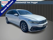 Volkswagen Passat - Variant 1.4 TSI PHEV GTE Business virtuel cockpit, leer, nav