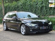BMW 3-serie - Touring M Sport INCL BTW Apple CarPlay Trekhaak Zwart LED Ev