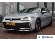 Volkswagen Passat - Variant 1.5 eTSI R-Line Business | Achteruitrijcamera | Hill