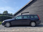 Volvo V70 - 2.4 Kinetic