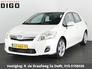 Toyota Auris - 1.8 Full Hybrid Executive | Navigatie | Camera | Cruise cont