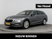 Skoda Octavia - Combi 1.0 e-TSI Business Edition Plus | Automaat | LED Kopla