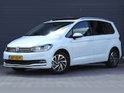 Volkswagen Touran - 1.5 TSI 7 persoons / DSG automaat / Pano / Carplay