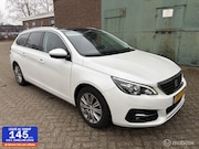 Peugeot 308 - 1.2 PureTech Blue Lease Premium