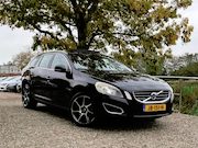 Volvo V60 - 2.4 D5 Summum | 5-cilinder + Xenon + Leder nu €5.975,-!!