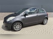 Toyota Yaris - 1.3 VVTi Sol MMT AIRCO / Slechts 72.000 km