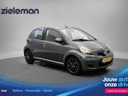Toyota Aygo - 1.0-12V Access 5 Deurs - Airco, Toerentalmeter, Nieuwe APK!