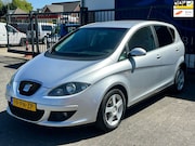 Seat Altea - 2.0 FSI Stylance / CRUISE CONTROL / TREKHAAK / NAP
