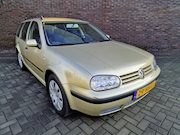 Volkswagen Golf - Variant 2.0 Trendline APK 7-27 leer trekhaak