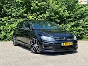 Volkswagen Golf - 2.0 TDI | Cruise + Clima + Navi + Soundbox