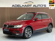 Volkswagen Tiguan - 1.5 TSI Comfortline / Panorama dak / Navigatie full map / Ad
