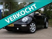 Volkswagen Beetle - Cabriolet 1.6 Turijn Comfort NAP, Airco, Car Play,