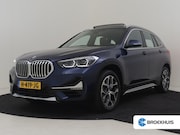BMW X1 - sDrive20i VDL Nedcar Edition | Head-up display | Glazen pano