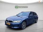 BMW 3-serie - Touring 320e High Executive | M Sportpakket | Panoramadak | 