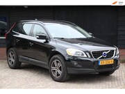 Volvo XC60 - 3.0 T6 AWD Momentum Xenon/Leer/Parkeersensor/Stoelverwarming