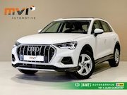 Audi Q3 - 35 TFSI Advanced / 150pk / Panorama dak / Stoelverwarming / 